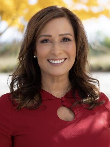 Official portrait of Rosilicie Ochoa Bogh