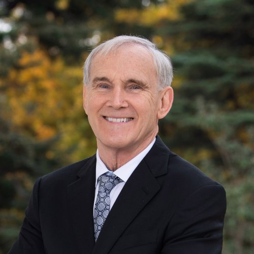 Official portrait of Steve Bennett